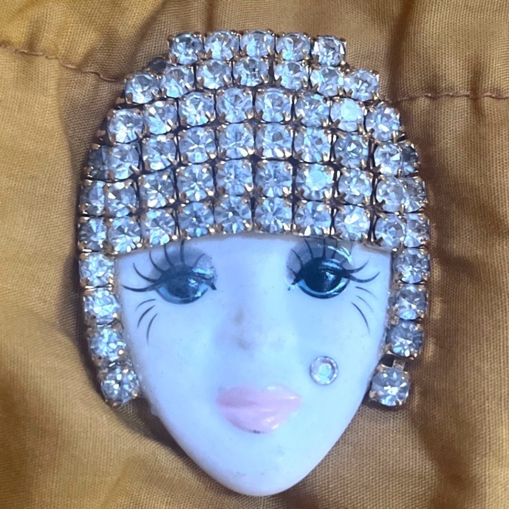 Vintage Art Deco‎ Flapper Rhinestone Porcelain Face Crystal Brooch Morningstar